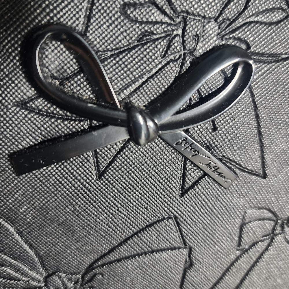 Black Embossed Bow Tote Bag - Picture 9 of 10